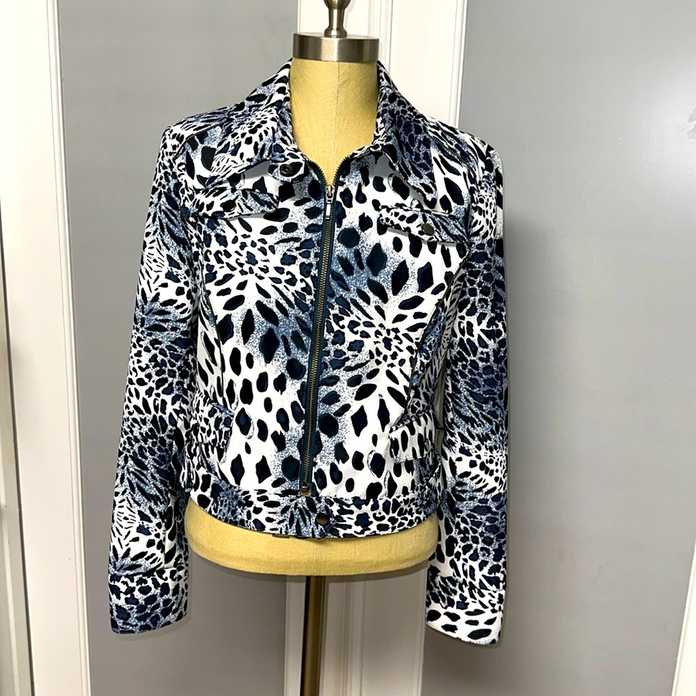 Lena Gabrielle Animal print crop jacket